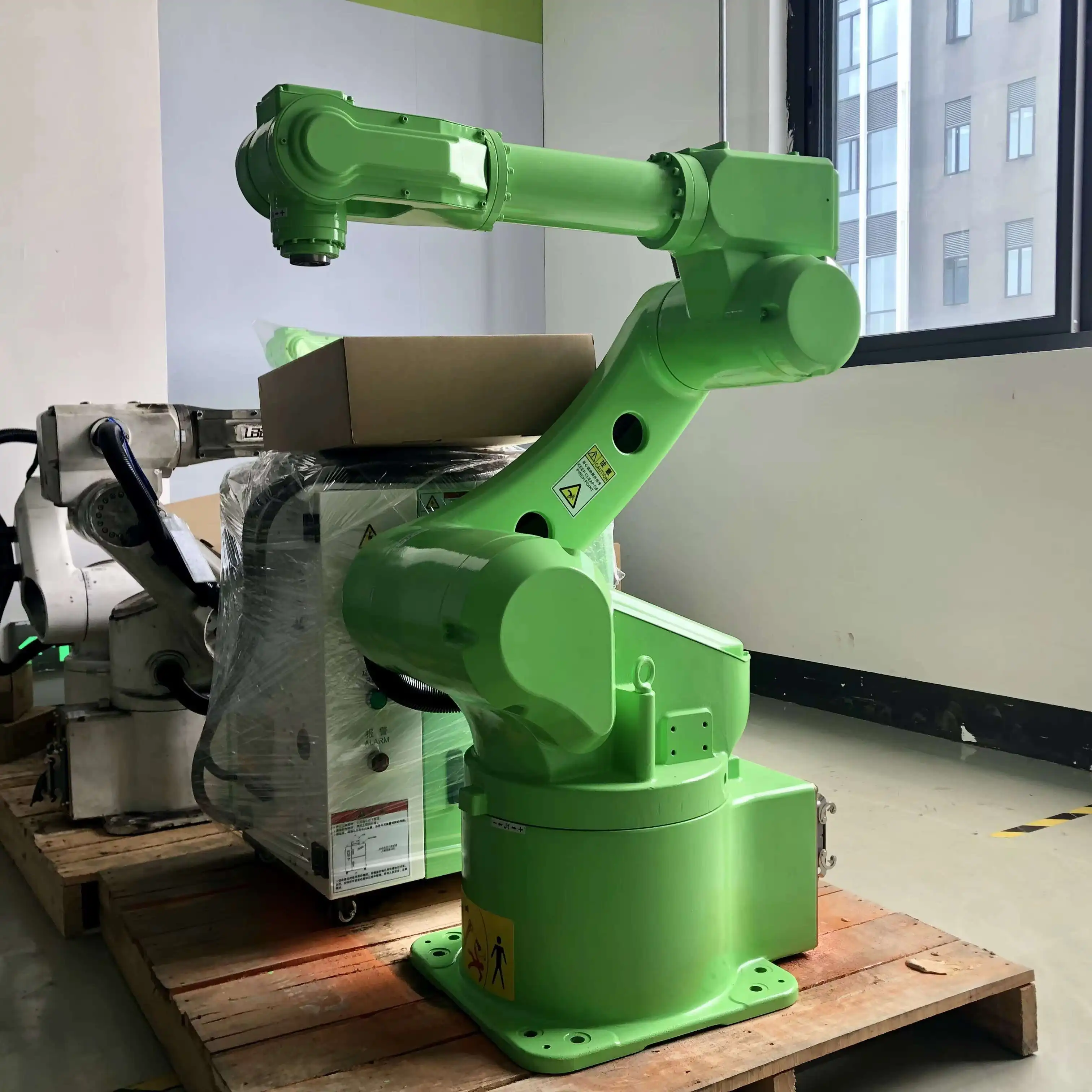 Automatic 6 Axis Robotic Fiber Laser Welding Hine With Motor And PLC Factory Core Components