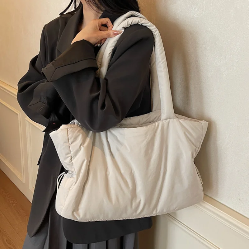 

Fashion Winter Women's Cotton-padded Shoulder Bag Versatile Soft Drawstring Handbag Large Simple Shopping Bag Elegant Women' Bag