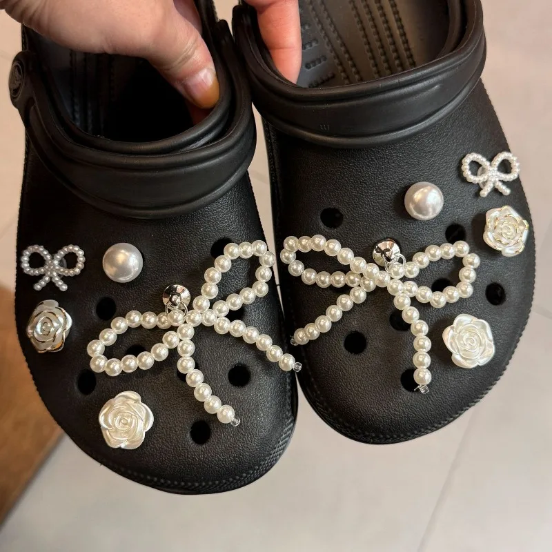 Elegant Pearl Bow Rose Shoes Charms Set White Floral Shoe Decorations for Clogs Sandals Wedding DIY Accessories