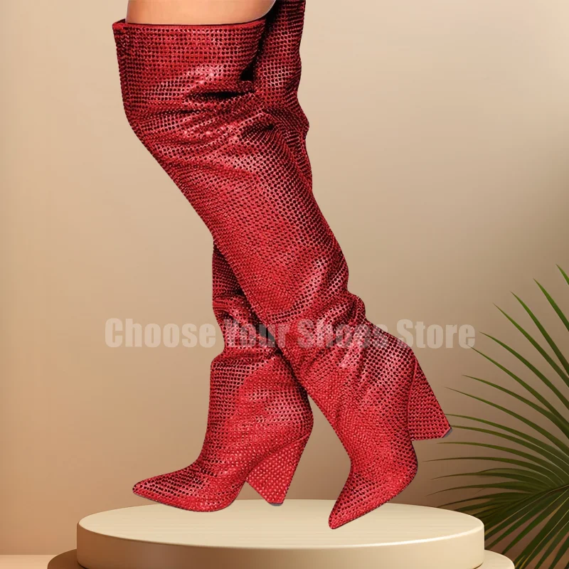 Le più nuove decorazioni con strass a punta sopra il ginocchio Stivali con tacco alto Tacchi a spillo Stivali lunghi Scarpe eleganti da donna Rosa