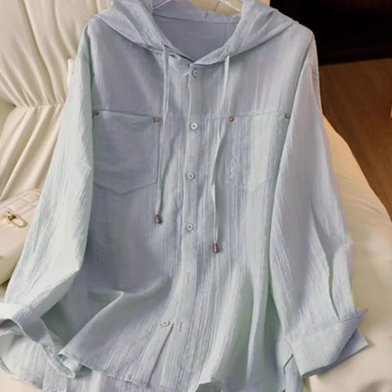 

Модная летняя свободная повседневная солнцезащитная рубашка Sweet Academy White Coat с капюшоном и длинными рукавами, высококачественная, стильная.