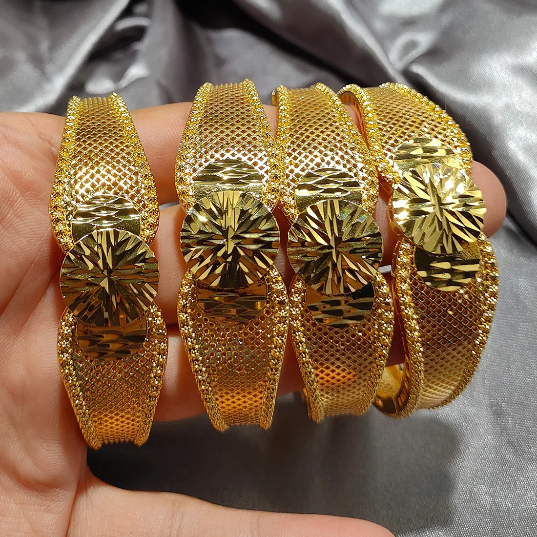 Dubai Gold Color Bangles For Women Ethiopian Africa Bracelets Arab Wedding Birthday Bangle Bracelet Gifts