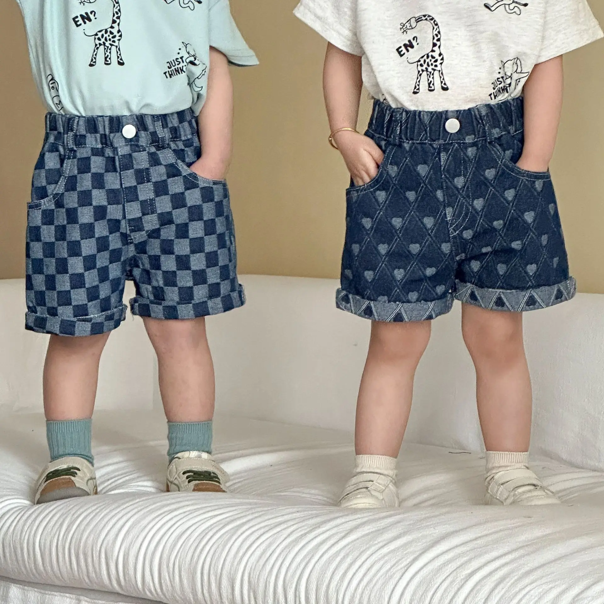 

2026 Summer New Children Heart Denim Shorts Girls Versatile Plaid Shorts Fashion Boys Casual Shorts Toddler Jeans Kids Clothes