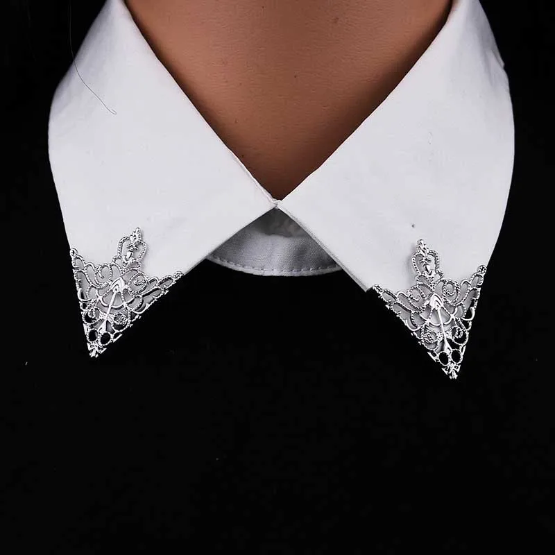 Fashion Exquisite Triangle Shirt Collar Pin Corner Badge Vintage Hollowed Out Crown Alloy Wedding Party Clothing Accessories