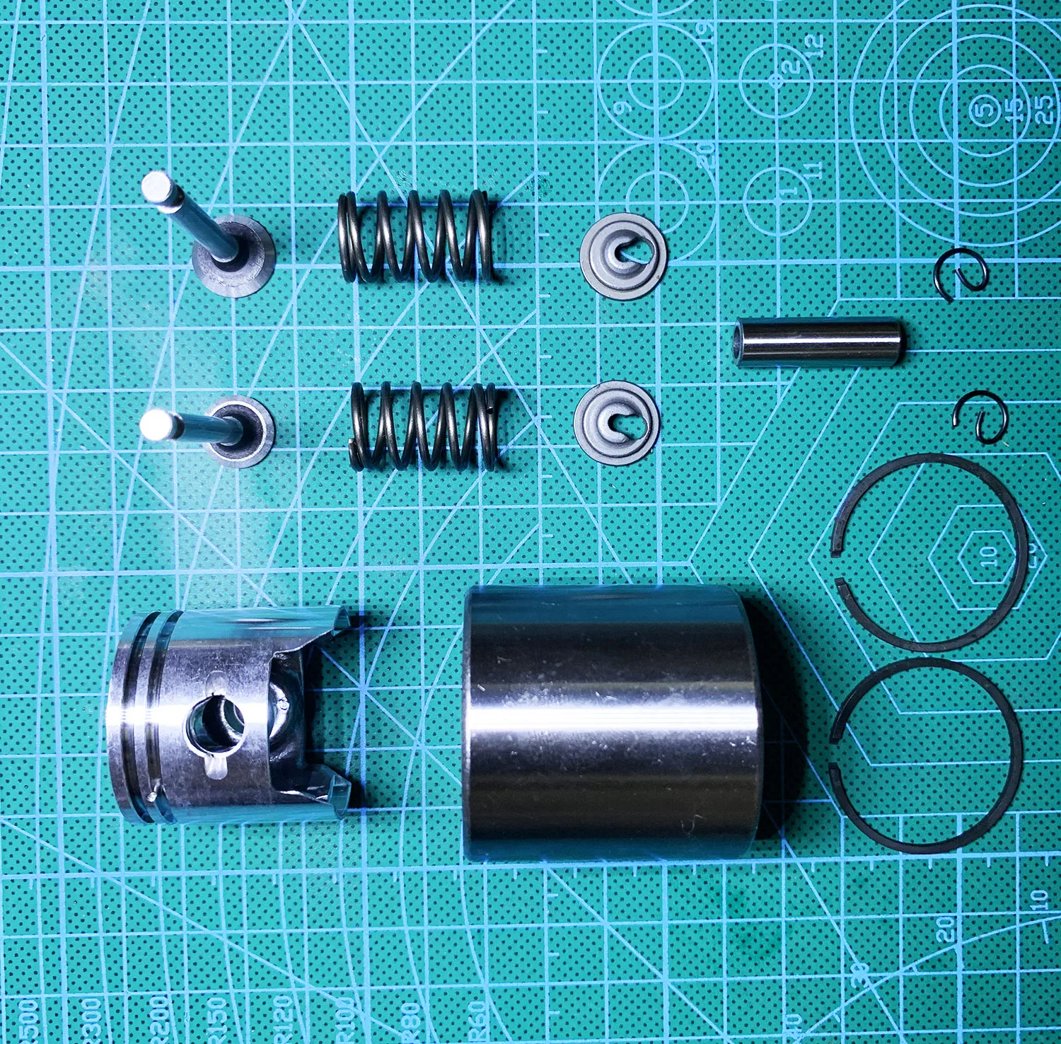 Model motorzuigers, miniatuur zuigers, klep T-cilinders, zuigerveren DIY-model motorkits