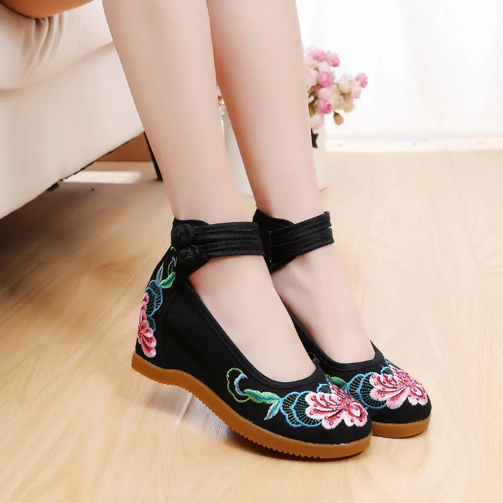 Comemore Women\'s Wedged Canvas Chinese Shoes 7cm Hidden High Heel Platforms Flower Embroidered Ankle Strap Ladies Cotton Pumps