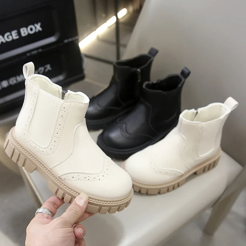 

Autumn Girl's Booties Mid-calf Chunky Fretwork Zipper Kids Boot British Style Classic Versatile Pu Leather Children Shoes 26-36
