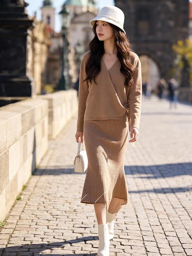 

plus Size Women's Knitted V-Ne Set Spring 2026 New Arrival Two-Piece Suit Casual Commute Sle Polyester Nylon Wool Blend