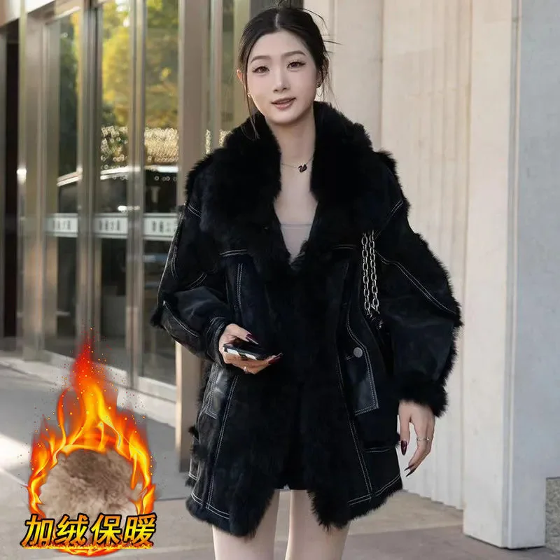 2024 Winter Women\'s New Thickened Fashionable Faux Fur Integrated Short Jacket Female Western-style High-end Warm Cotton Jacket