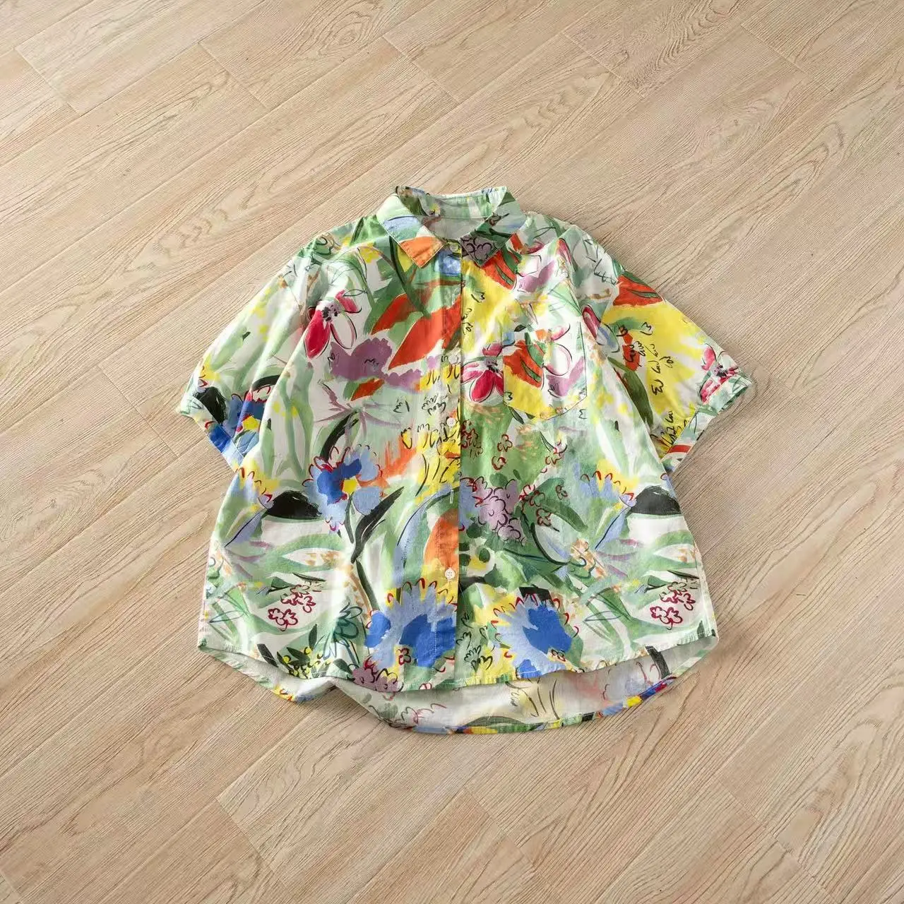 Pure Cotton Women\'s Floral Print Short Sleeve Shirts and Blouses Harajuku Fashion Oil Painting Style Blouse Summer Beach Tops