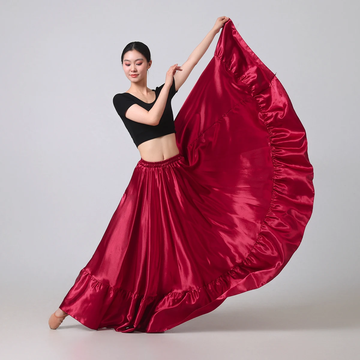 Women's Long Flared Circle Skirt -Satin Flared Full Skirt Boho Vintage A-line Maxi Skirt for Dancing, Party, Daily Wear Skirts
