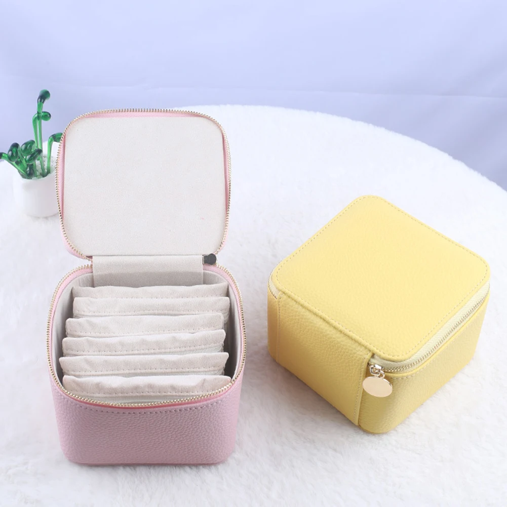 

Stylish Jewelry Box With Zipper Lightweight Earring Rings Container For Outdoor Travel