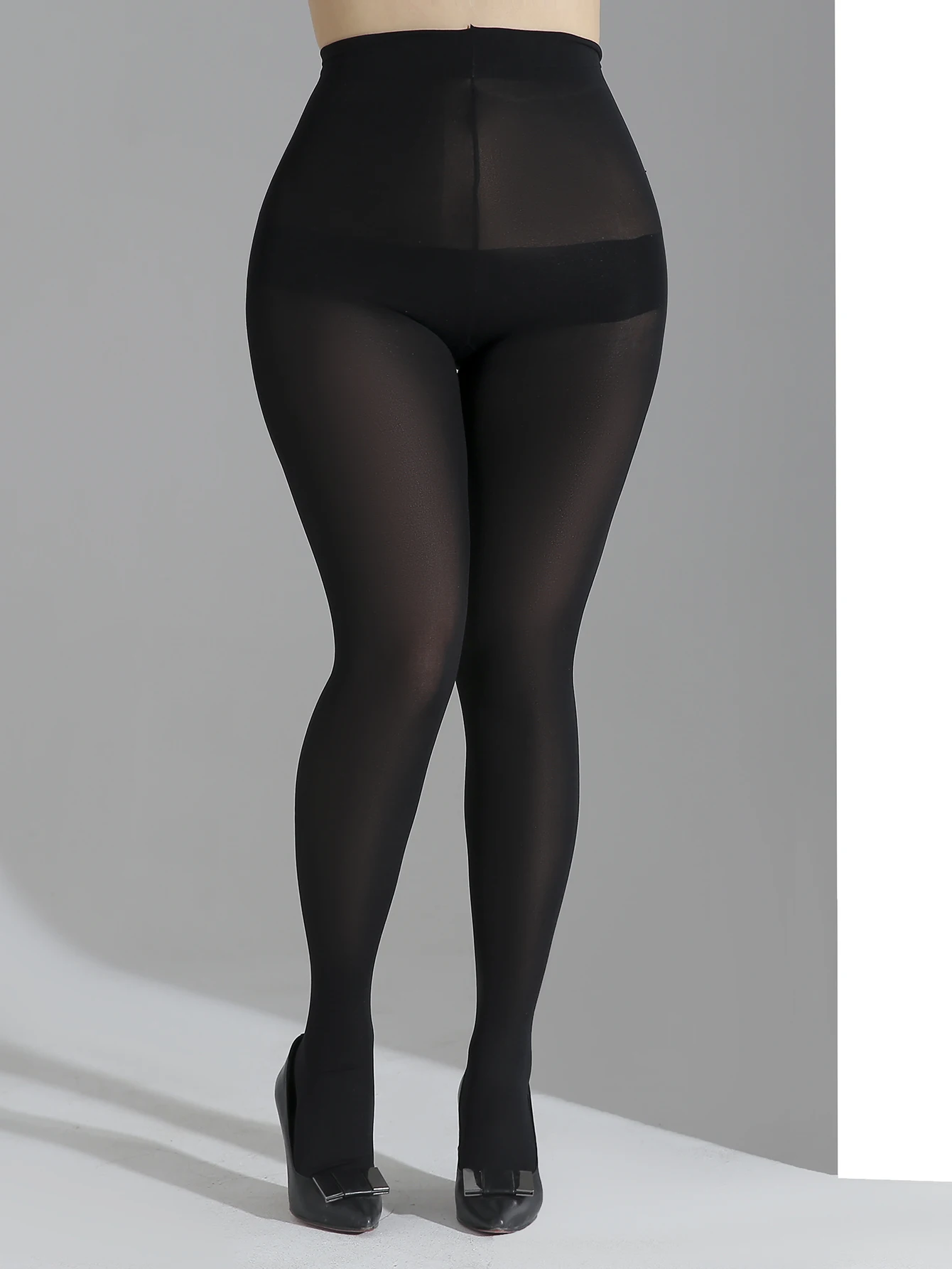 Para czarnych rajstop damskich plus size, modne rajstopy plus size