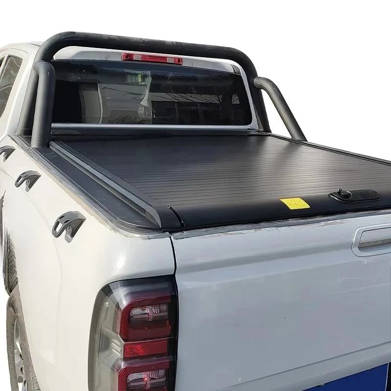 

A retractable hard aluminum bed cover Kingkong pickup trucks, with a lock.