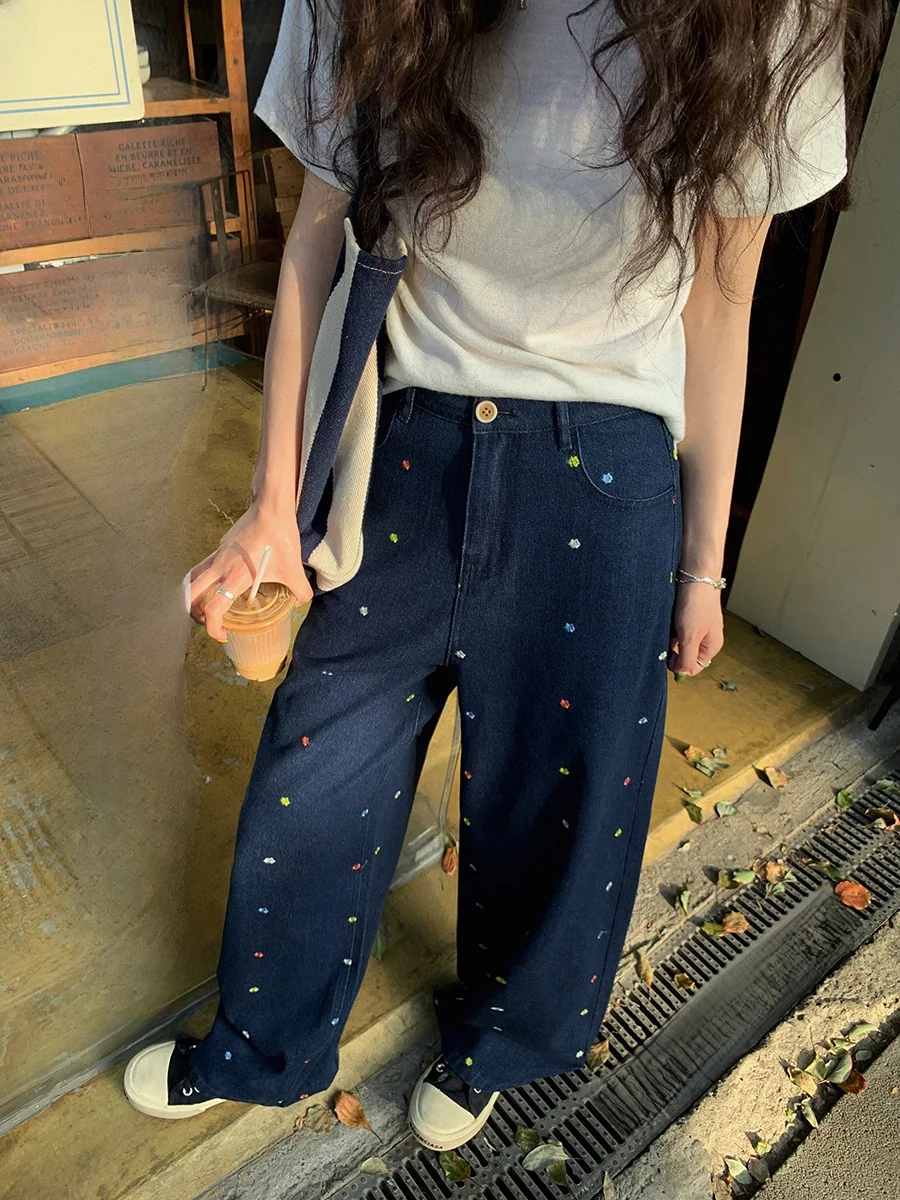 

Ibell Zhang Beibei Embroidered Denim Jeans High Waist Straight Leg Women's Vintage Wide Leg Pants Spring 2025 Collection
