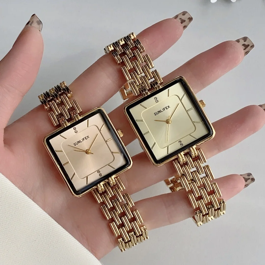 Simple Gold-Tone Large Dial Women'S Watch, High-End Business Style, Ultra-Thin Square Quartz Watch, Suitable For Women.