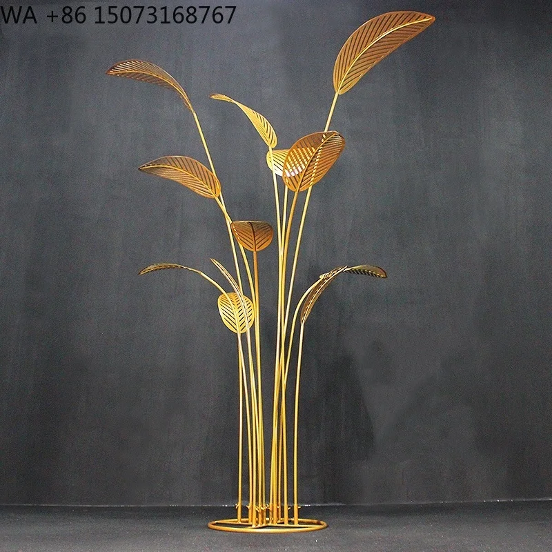 

Large Iron Banana Leaf Road Leading Wedding Props Wedding Decoration Ornaments Shopping Mall Window Display Decorations