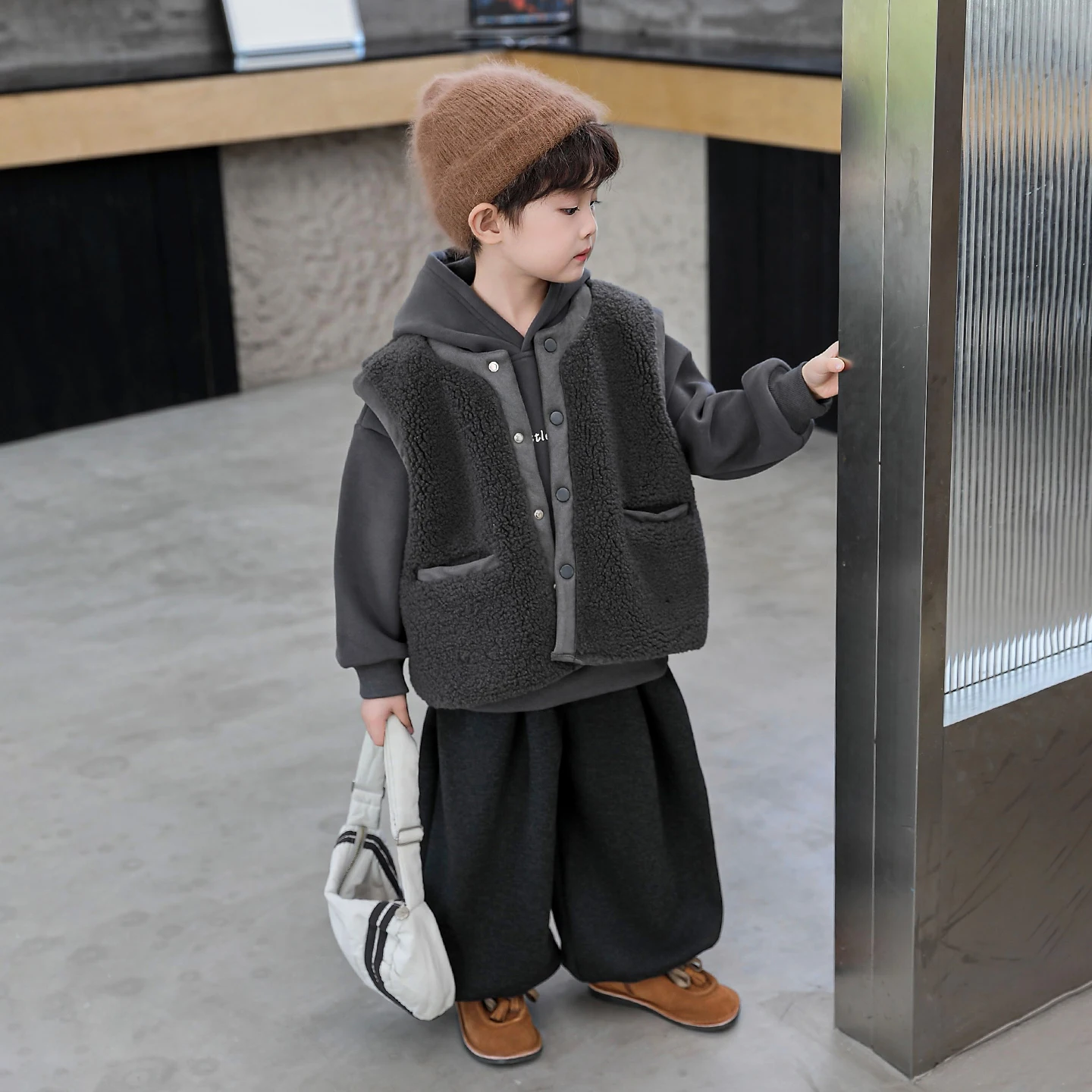 

Утепленный зимний комплект для мальчиков из 3 предметов: модная одежда для малышей, жилет с длинными рукавами, длинные брюки для подростков на зиму