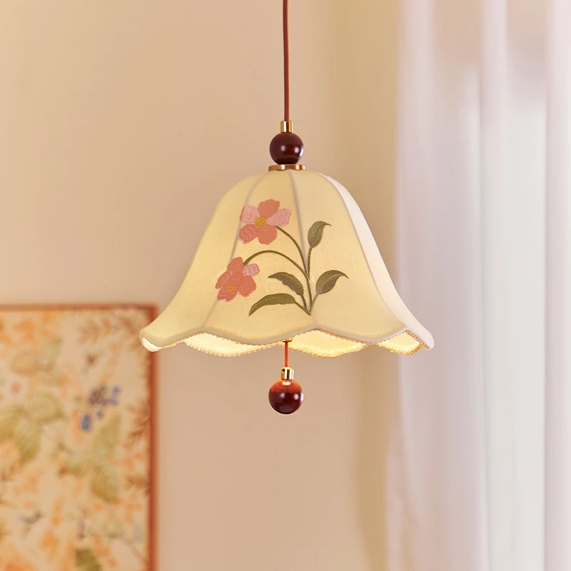 

French Vintage Wood Grain Iron Ball Pendant Light Printing Fabric Hanging Lamp Living Room Bedroom Restaurant Kitchen Chandelier