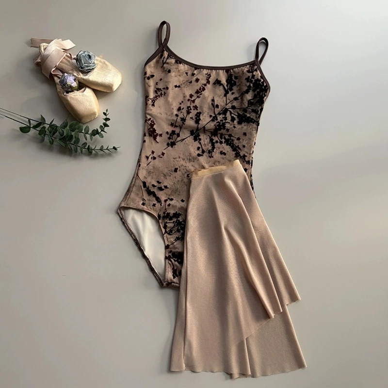 バレエダンスレオタード女性のための高度なエレガンス痩身体操服女の子ボディスーツヨガ服大人のダンストップス