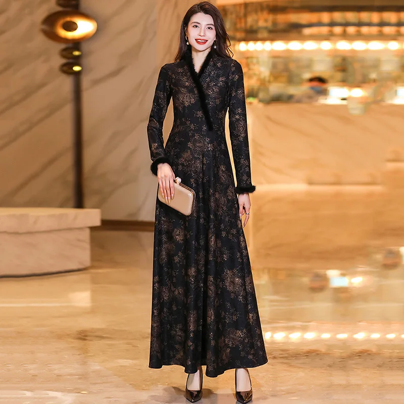 

New Women Autumn Winter Plus Velvet Dress Fashion Jacquard Patchwork V-Neck Long Sleeve Overlength Dress Elegant Thicken Dress