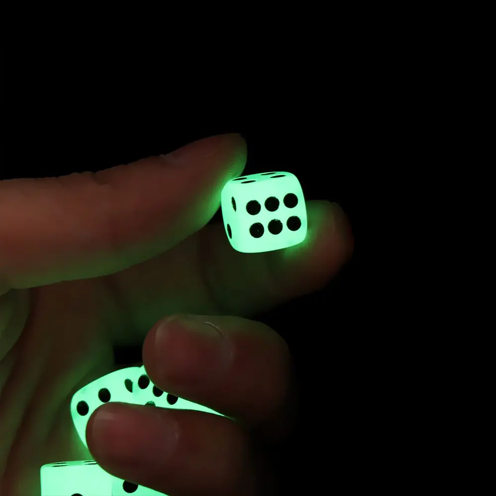 5 قطعة رائجة البيع ضوء مشرق 14 مللي متر 6 الوجهين مضيئة Noctilucent النرد مكعبات لعبة النردات أداة الشرب