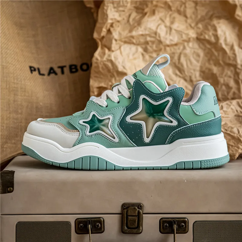 

2024 New Retro Versatile Men's Casual Board Shoes with Thick Soles Durable Lightweight Comfortable Personalized Lace Up Sneakers
