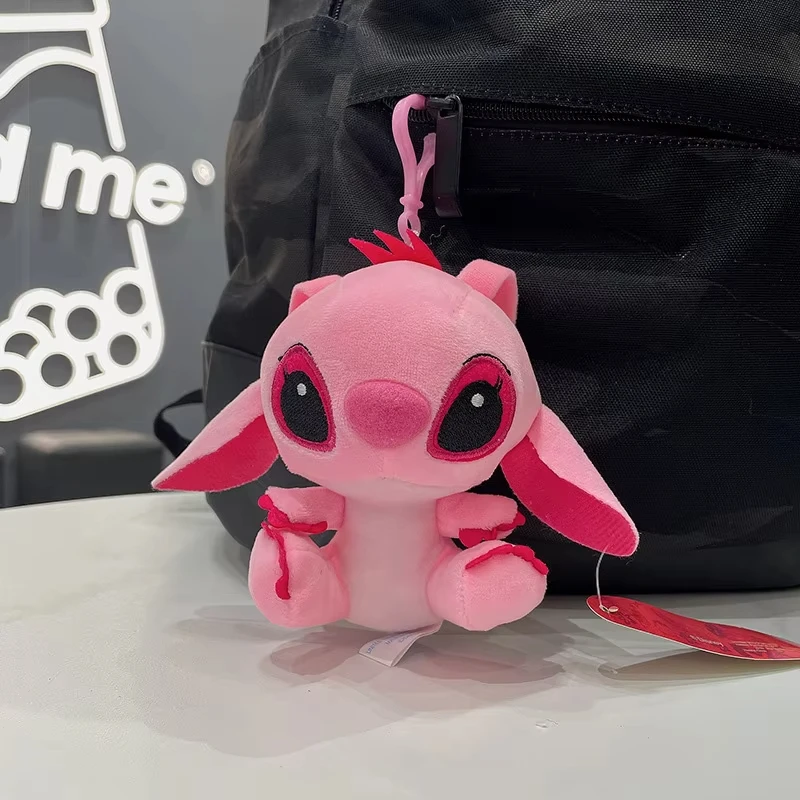 Poupées en peluche Disney Stitch pour enfants, jouets ange, modèles de dessin animé, porte-clés, sacs à dos mignons, pendentif en fourrure, ornements de confrontation, cadeau