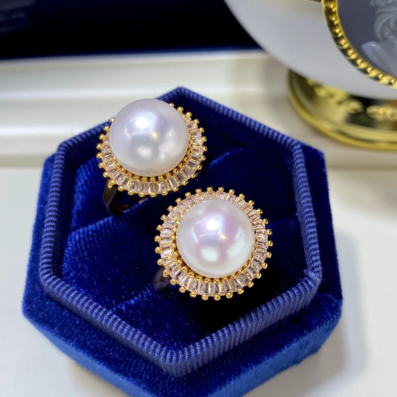 

Natural Freshwater Pearl Purple Ring 10-11mm round 18K Gold-Plated Simple Elegant Jewelry