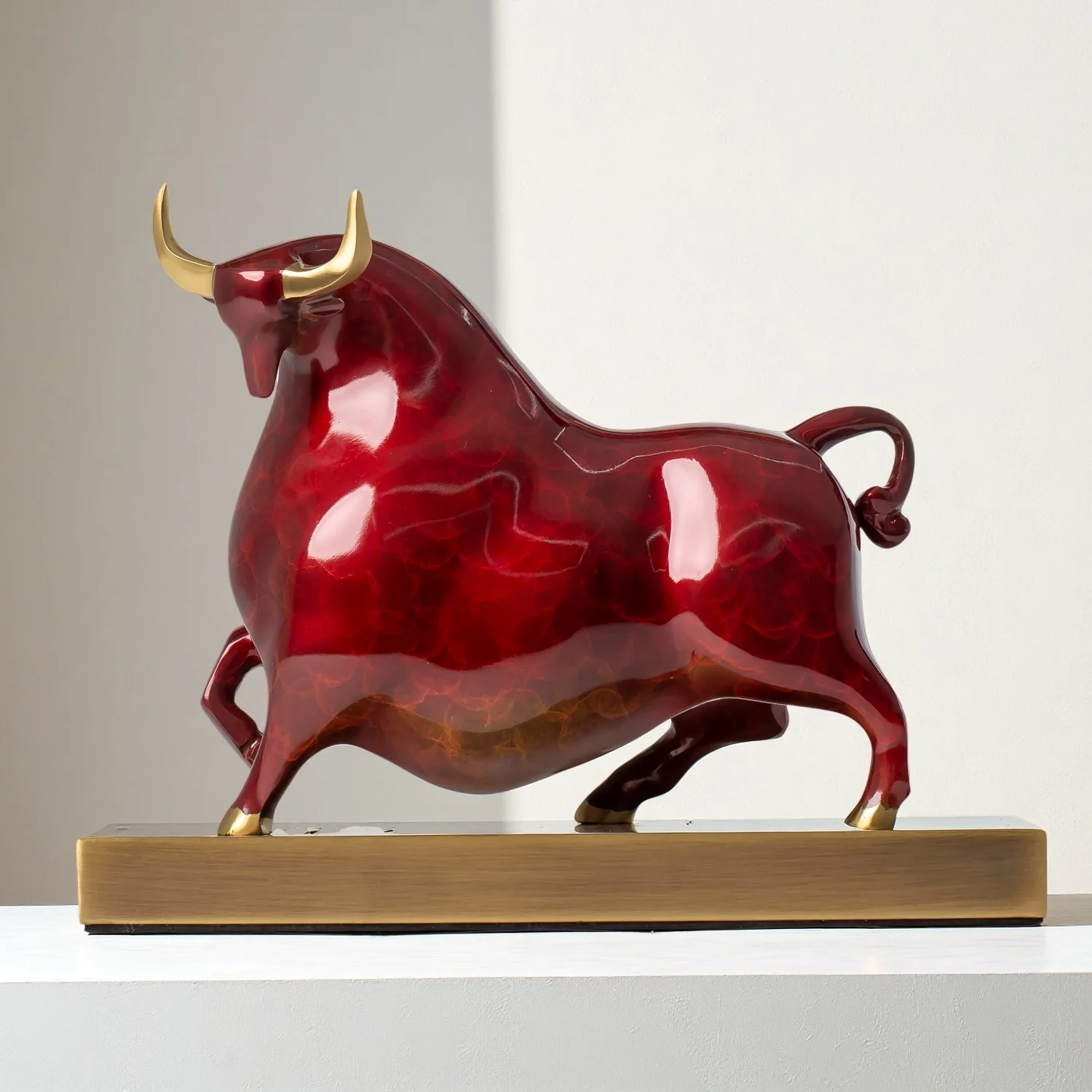 Abstract Bronze Bull Statue Casting Bronze Bull Sculpture Modern Art Hand-made Crafts For Home Decor Ornament Office Gifts