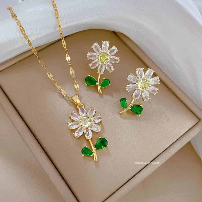 Green Leaf Flower Zircon Necklace and Earrings Set Titanium Steel for Women Light Luxury Micro-encrusted Banquet Jewelry Set