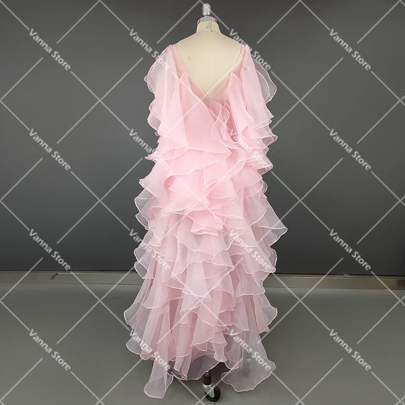 V Neck kaskadowe potargane Organza ślub bufiasta sukienka Custom Made serwet warstwowa linia Backless Plus rozmiar przepuszczalność suknia ślubna