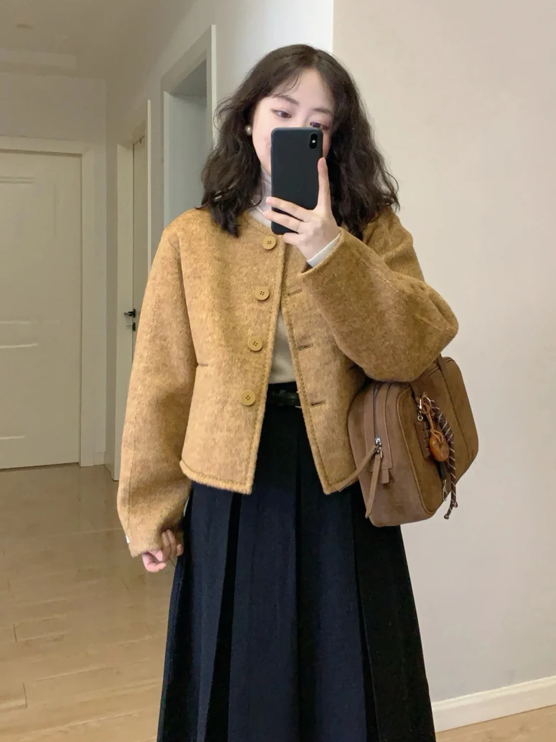 

Мягкое шерстяное пальто в стиле ретро, женское модное пальто, осень 2023, Новое поступление, топ для похудения, женская верхняя одежда Ele