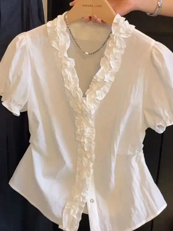 

Elegant White Short Sleeve V-neck Shirt Women's Fashion Summer 2026 Unique Beautiful Top Lace Trim French Style Slim Fit Shirt