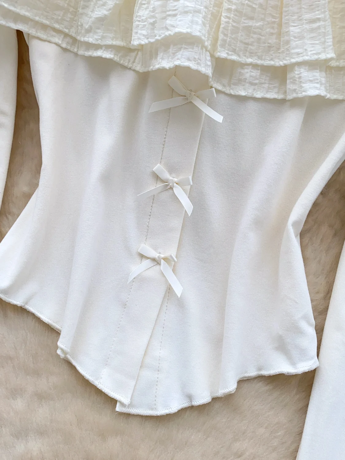 Foamlina T-shirt con scollo a barchetta con volant e spalle scoperte per donna Moda manica svasata Bowknot Slim Primavera Autunno Top Ragazze Streetwear