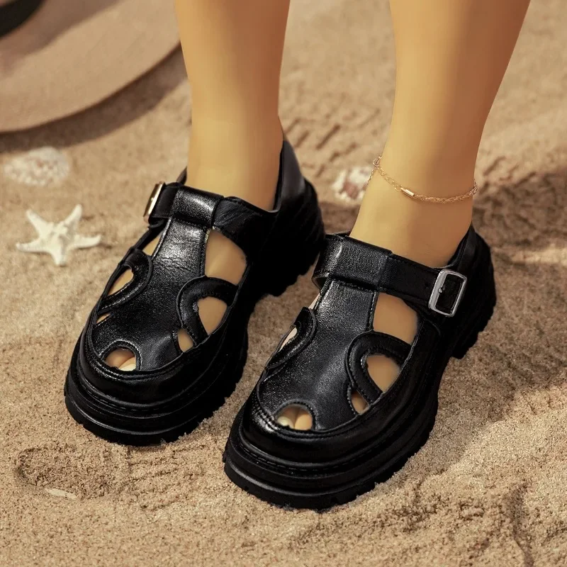 

Мягкие кожаные лоферы на увеличенной платформе для маленьких людей, новинка лета 2023 года, универсальные сандалии в иностранном стиле с круглым носком в стиле ретро