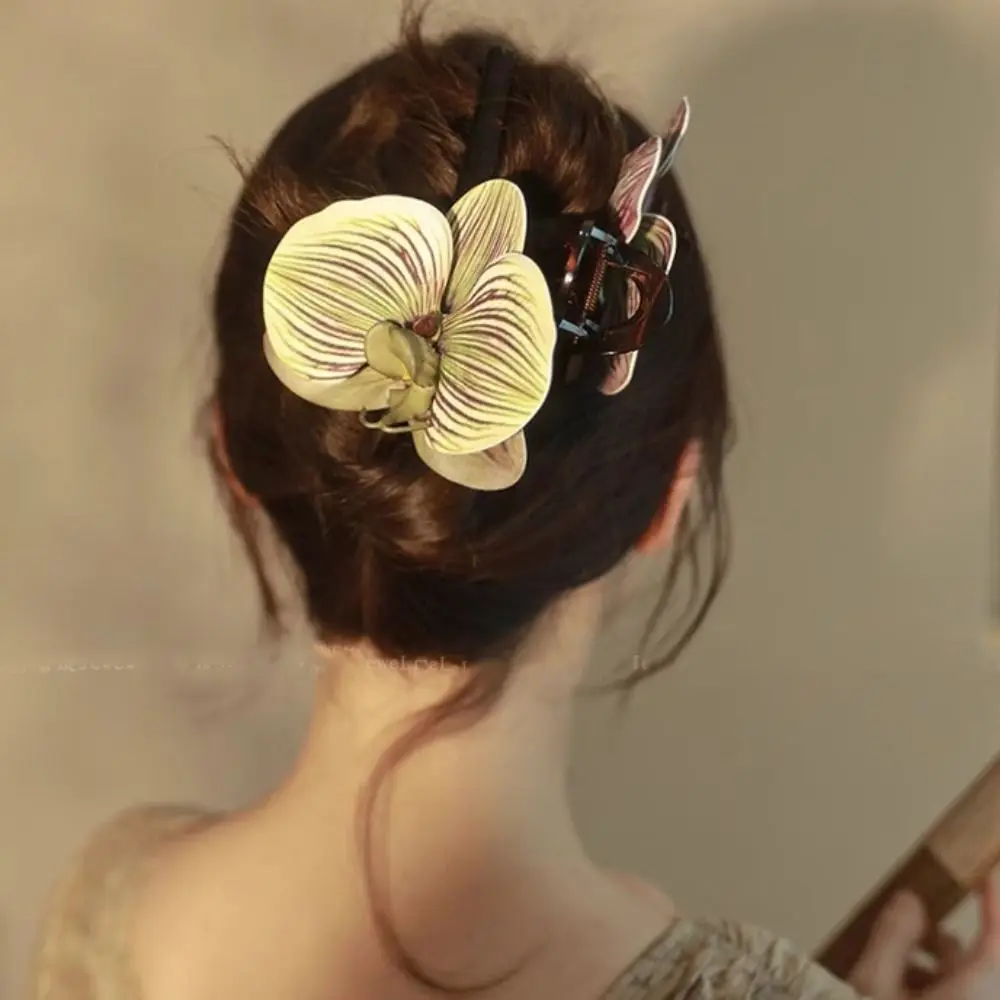 

Bohemia Barrettes Flower Hair Claw Ponytail Clip Cute Hairpin Butterfly Orchid Hair Clip Headdress Shark Clip Large Shark Clip