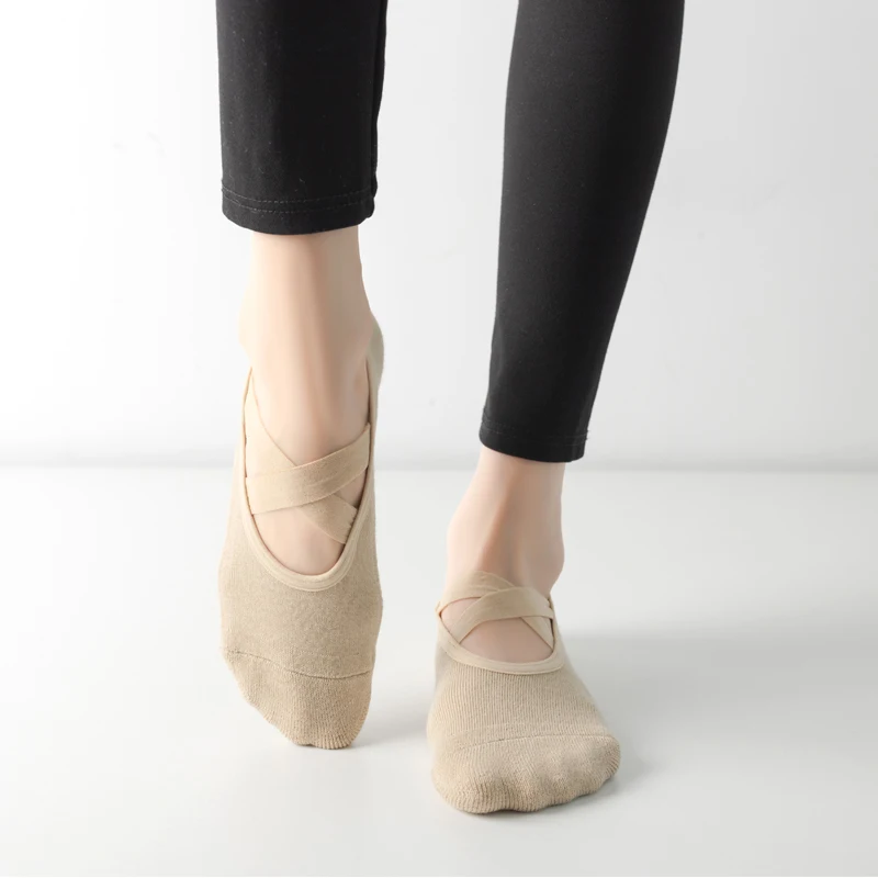 Calcetines de toalla de fondo transpirables de silicona para mujer, medias de vendaje antideslizante para Yoga, Pilates, Ballet, baile, Fitness, entrenamiento, algodón