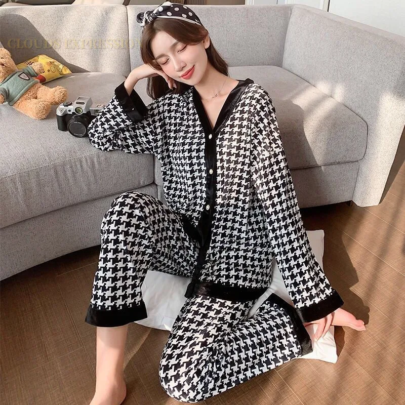 Spring Summer Ladies Faux Silk Polyester Pajama Sets Sexy Women\'s Homewear Casual Luxury Pajamas Plaid Pajamas Female Sleepwear