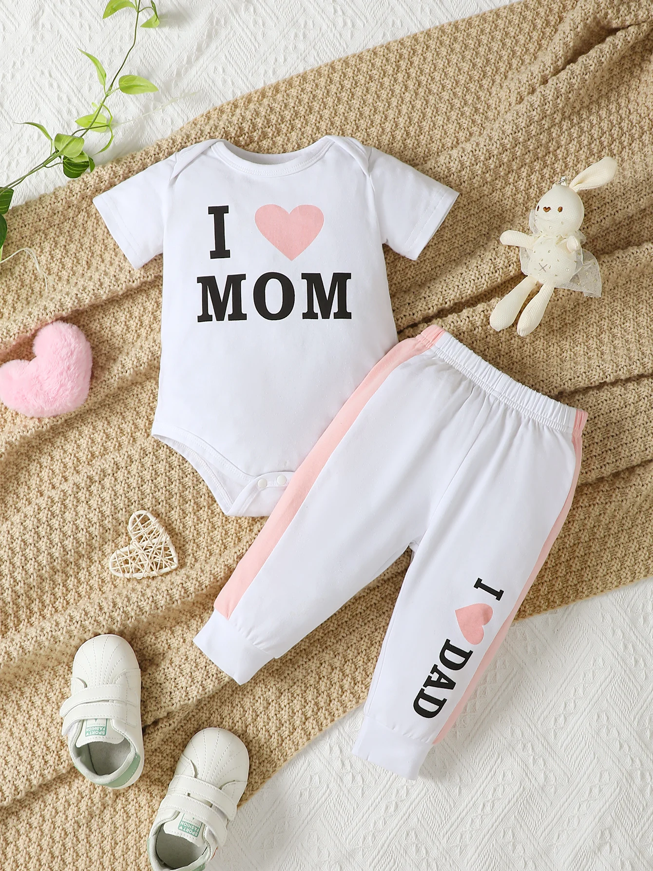 0-2 Year Old Newborn Girl Summer Round Neck Daily Short Sleeve Love Print Simple Long Baby Set Clothes