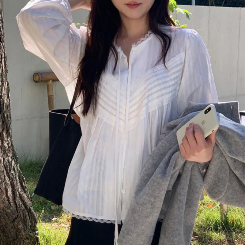 

Womens Top 2026 Early Spring New Korean Version Retro Artistic Lace Edge Splicing Ribbon Solid Color Long Sleeved Shirt