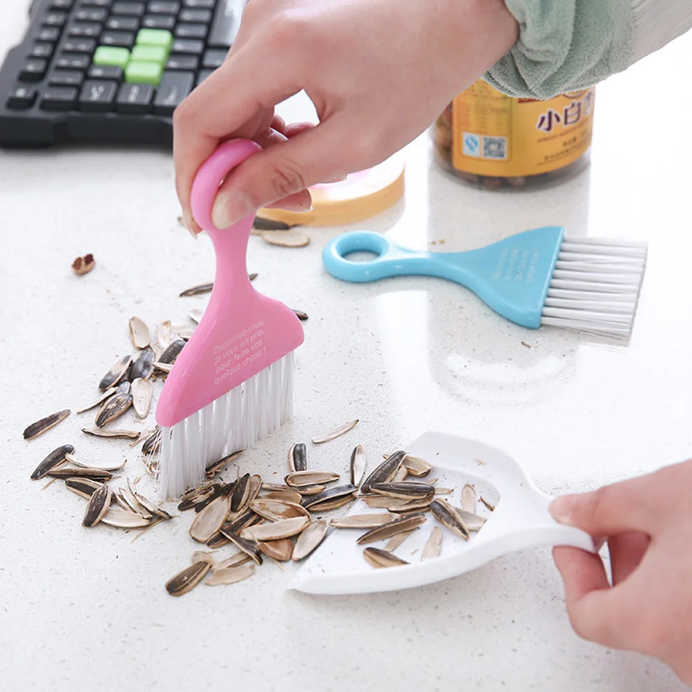 Small Desktop Sweeper Cleaning Brush Small Broom Dustpan Set (Random Color)