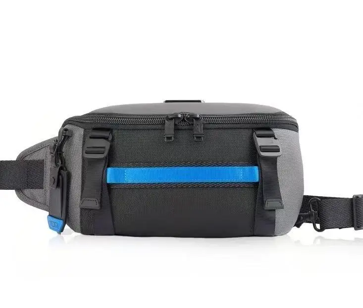 حقيبة حبال الصدر الحضرية للرجال، مصنوعة من النايلون الباليستي المتين، مقاومة للماء وخفيفة الوزن للأساسيات اليومية.