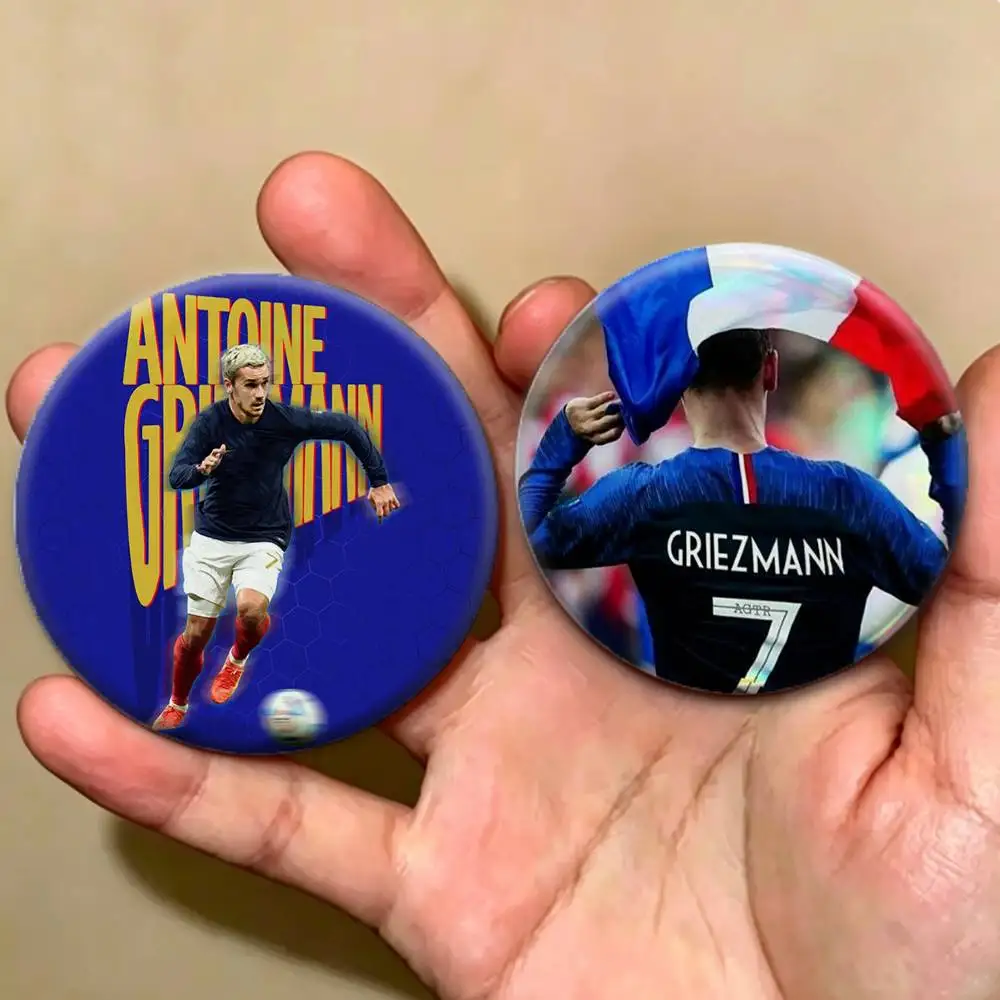 Football Antoine G-Griezmann  Badges Creative Tinplate Button PinsBrooch Badge Clothes Backpack
