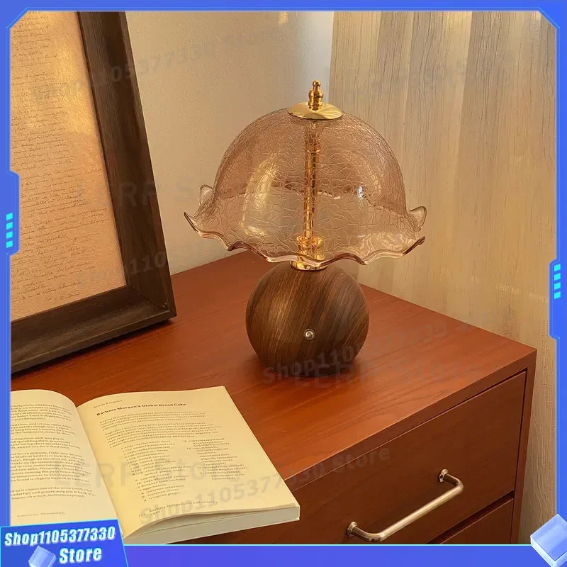 Luxury American Style Striped Glass Desk Lamp Simple Bedroom Bedside Night Light Hotel Decorative Atmosphere Lighting Fixture