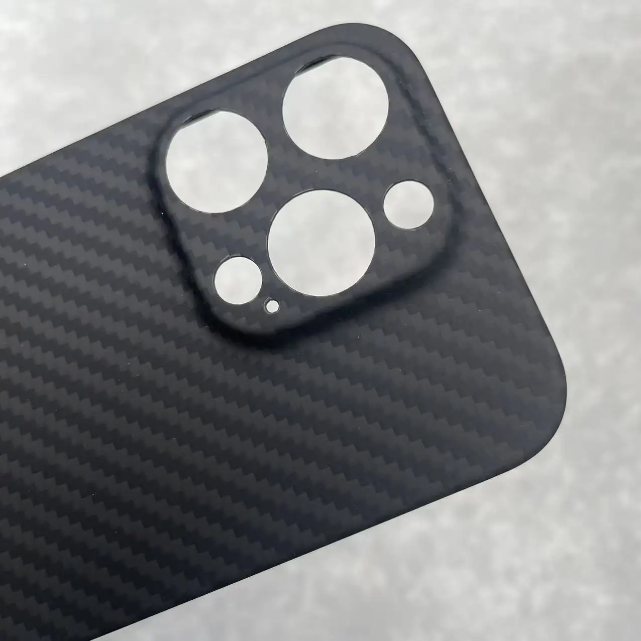 AKATIP For iPhone 13/14/15/16 PRO Max Aramid Fiber Carbon Fiber Lightweight Business 13mini，16E，16 Plus Protective Cover view 4