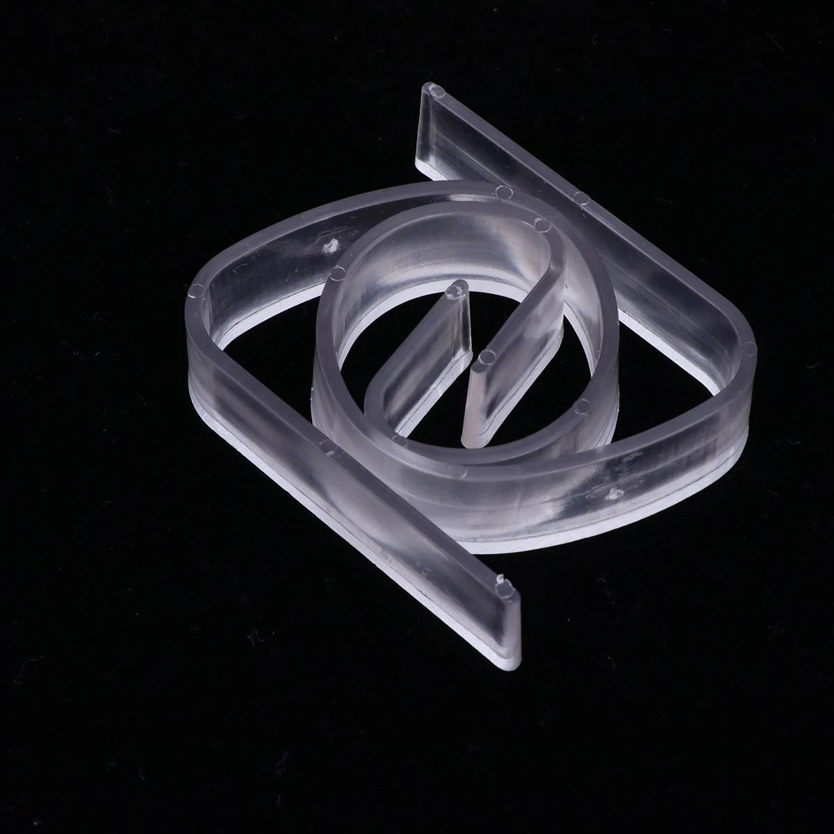 

10pcs Tablecloth Clips Windproof Table Cover Holders For Picnic Camping Wedding Party Restaurant Strong Secure Fixing