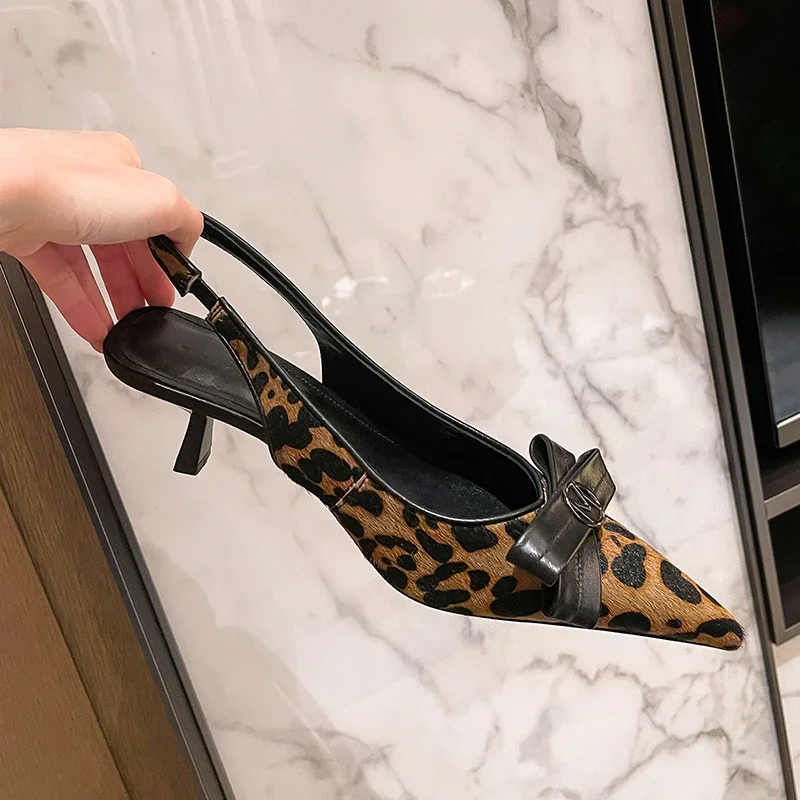 

Новинка 2023 года, летние женские сандалии из натуральной кожи, женская обувь из конского волоса + овчины, женская обувь на высоком каблуке с острым носком и узлом-бабочкой