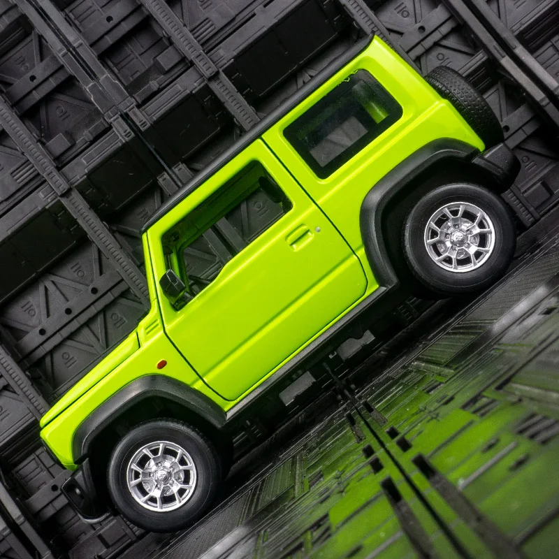 CCA 1:18 simulation Suzuki Jimny alliage modèle de véhicule tout-terrain portes et capot moteur, coffre peut être ouvert a son et éclairage