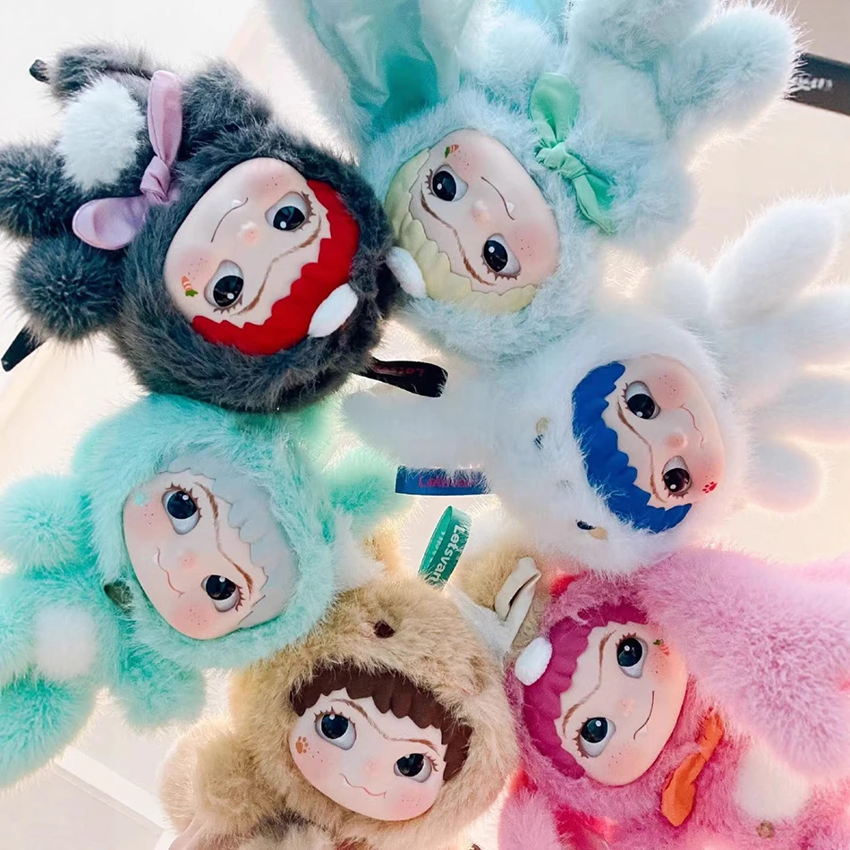 

WAKUKU first and second generation trick-or-treating series vinyl ornament wow Kuku second generation blind box plush doll box